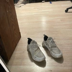 Nike air max 270